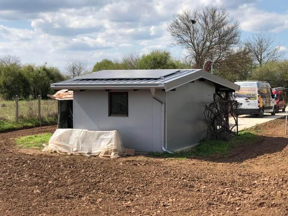 off grid sistem u basti